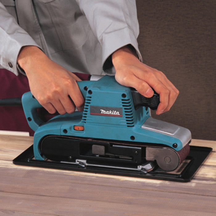 Levigatrice a nastro MAKITA 9920 - 1010W - 76 x 610 mm