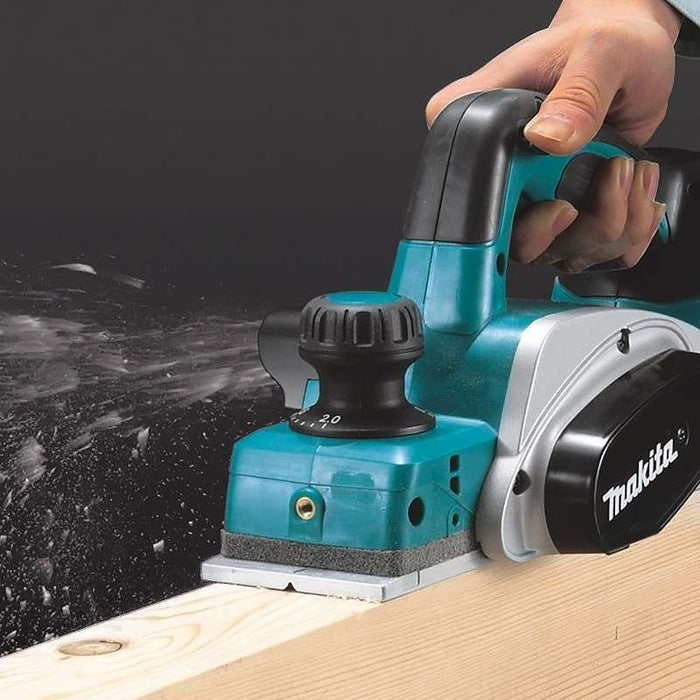 Pialletto a batteria MAKITA DKP180ZJ 18 V 82 mm